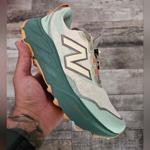 New Balance Fresh Foam X Hierro v9